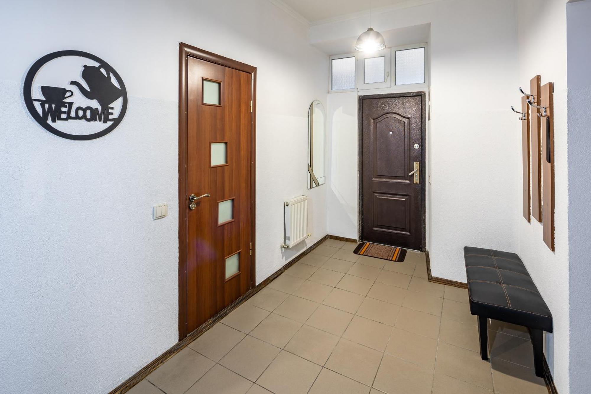 Complex Of Central Apartments Liov Exterior foto